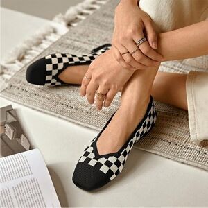 Vivaia Margot Square-Toe V-Cut Flats Checkered Print Size 37.5 (7)